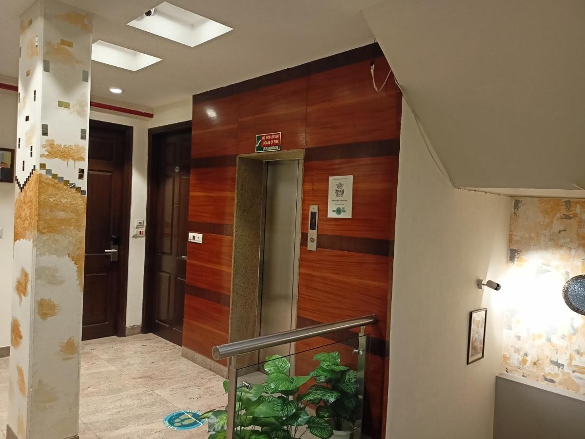 Cosy Grand, Chanakyapuri By The Cosy Hotels Nuova Delhi Esterno foto