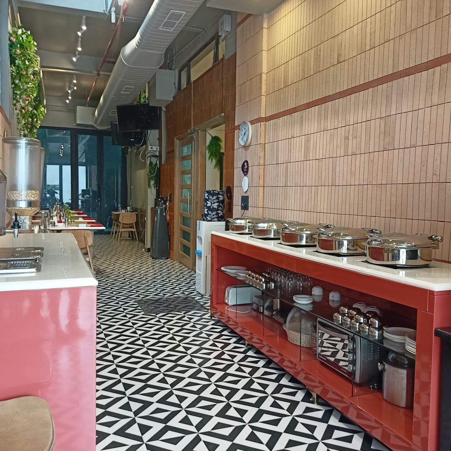 Cosy Grand, Chanakyapuri By The Cosy Hotels Nuova Delhi Esterno foto