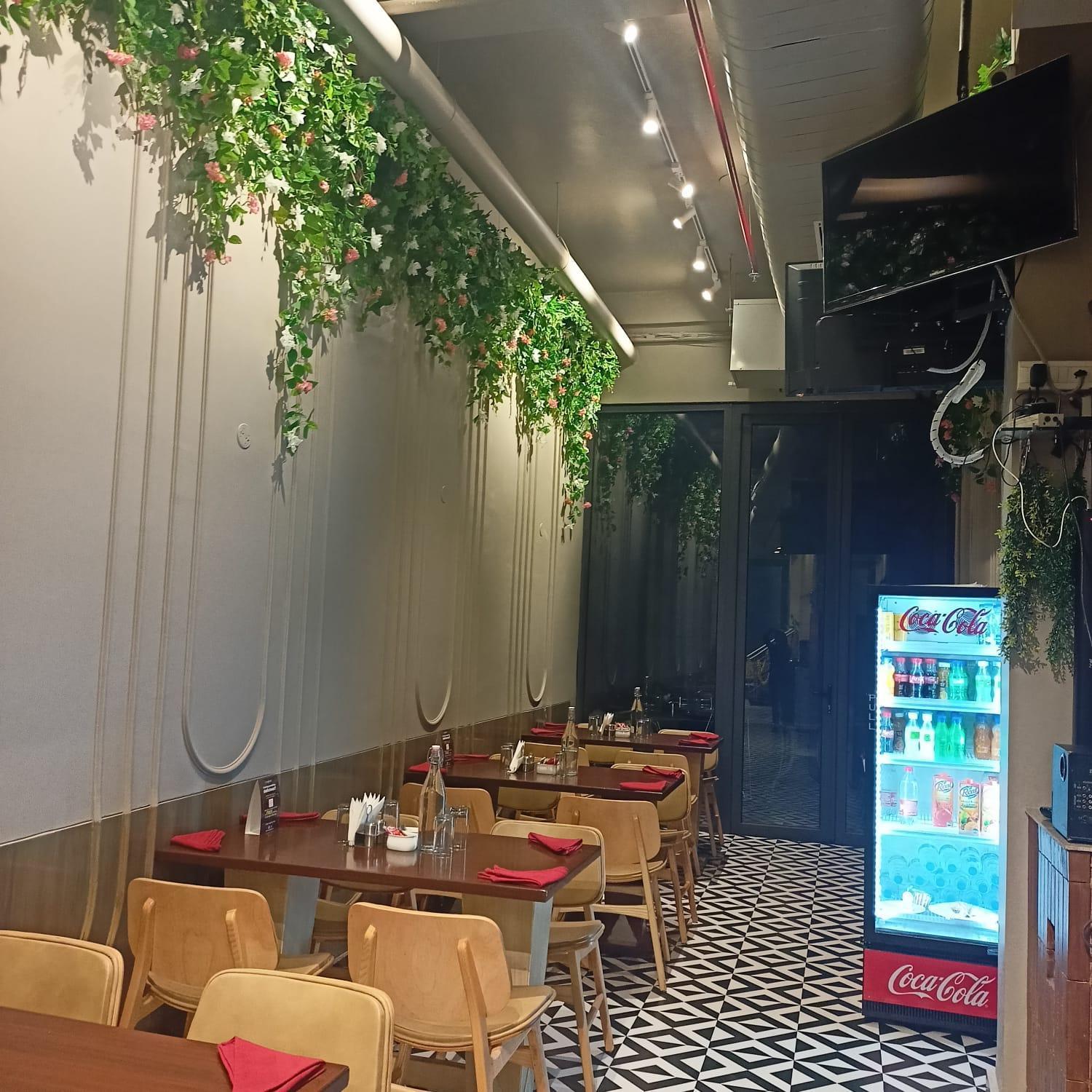 Cosy Grand, Chanakyapuri By The Cosy Hotels Nuova Delhi Esterno foto