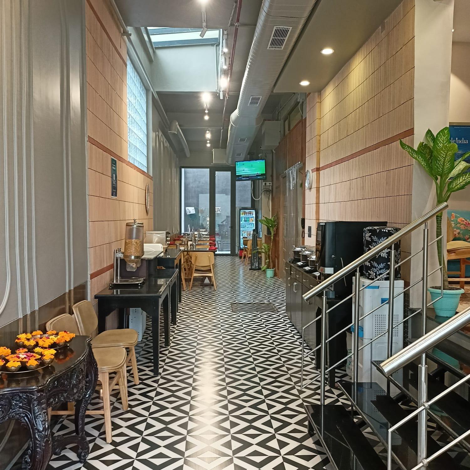 Cosy Grand, Chanakyapuri By The Cosy Hotels Nuova Delhi Esterno foto